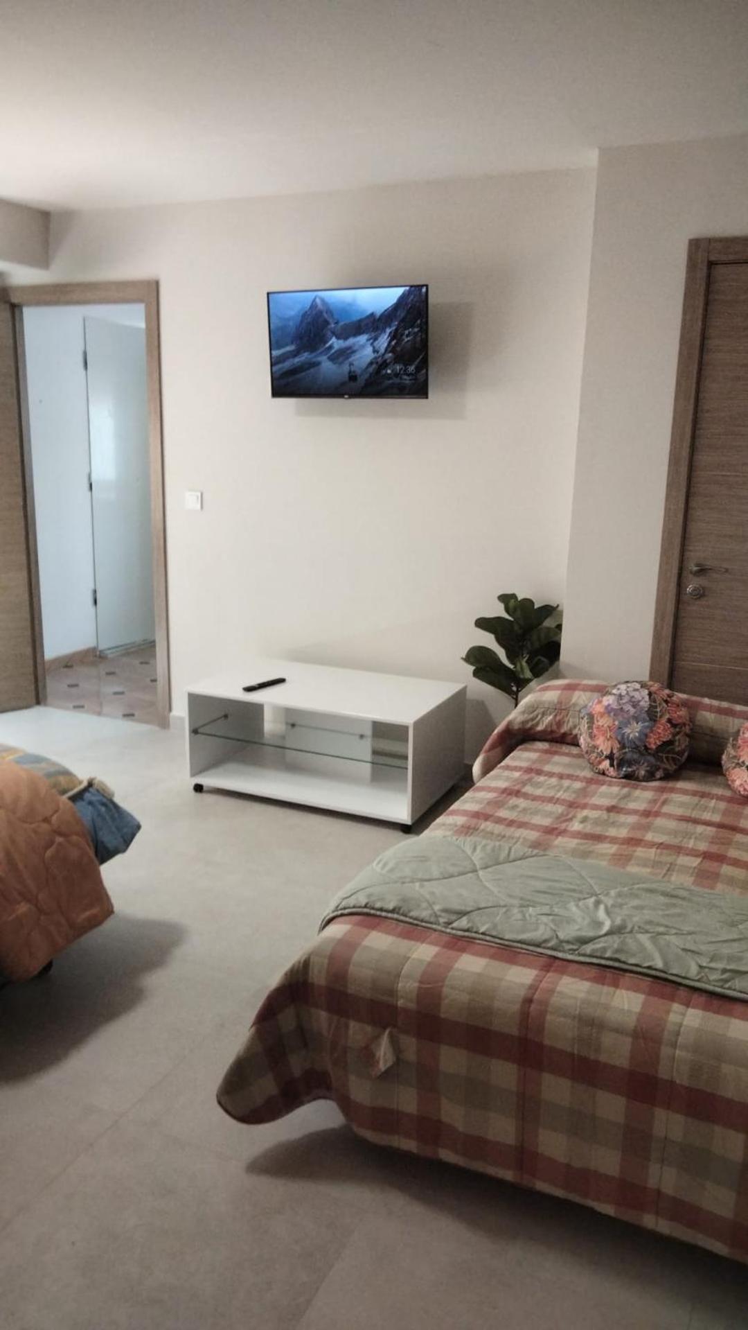 Apartamentos La Fuente Ribadeo Ngoại thất bức ảnh